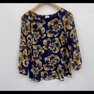 Cabi Lydia blouse size large. Style number 3426